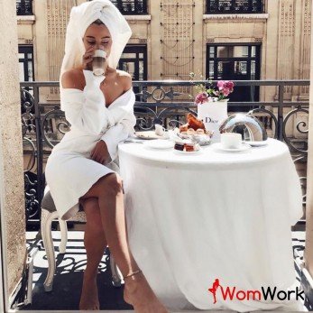 БРЯНСК! ТРЕБУЮТСЯ ДЕВУШКИ НА РАБОТУ!