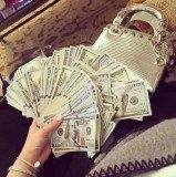 Требуются девушки приятной внешности от 18 до 30лет