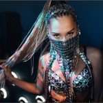 Требуется танцовщица в клуб. Оплата высокая