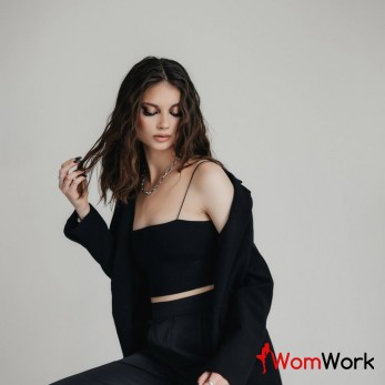 ВЕДЁТСЯ НАБОР ДЕВЧОНОК НА РАБОТУ