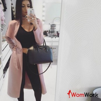 Ищем девушек в Москве!